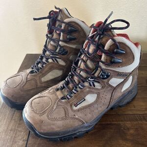 Red Wing 2375 WOMENS 8 Steel Toe Brown Hiking Work Boot Vibram Sole